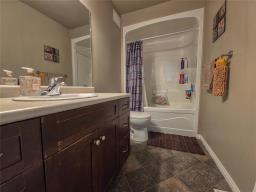 43 Lakeview Drive, Brandon, MB R7B4G9 Photo 22
