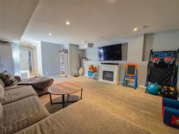 43 Lakeview Drive, Brandon, MB R7B4G9 Photo 33