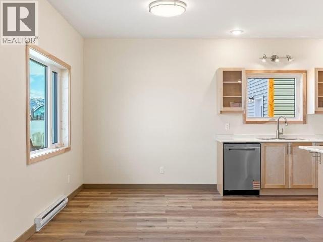 10 ALERT AVENUE - 6