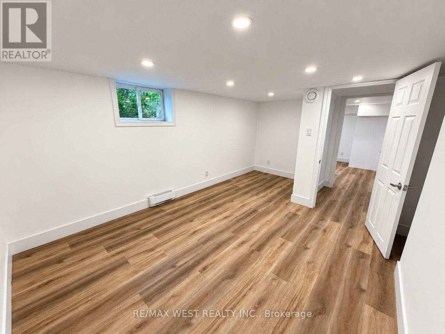 LOWER LEVEL - 533 COURTLAND AVENUE E, Kitchener — photo 8