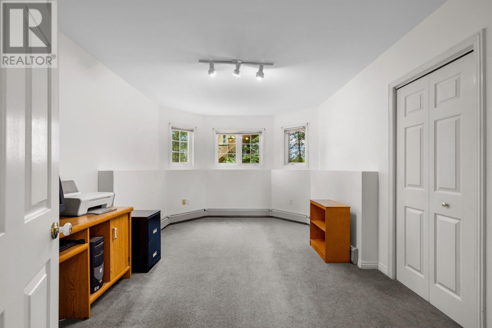 5 Nevin Lane - Image 35