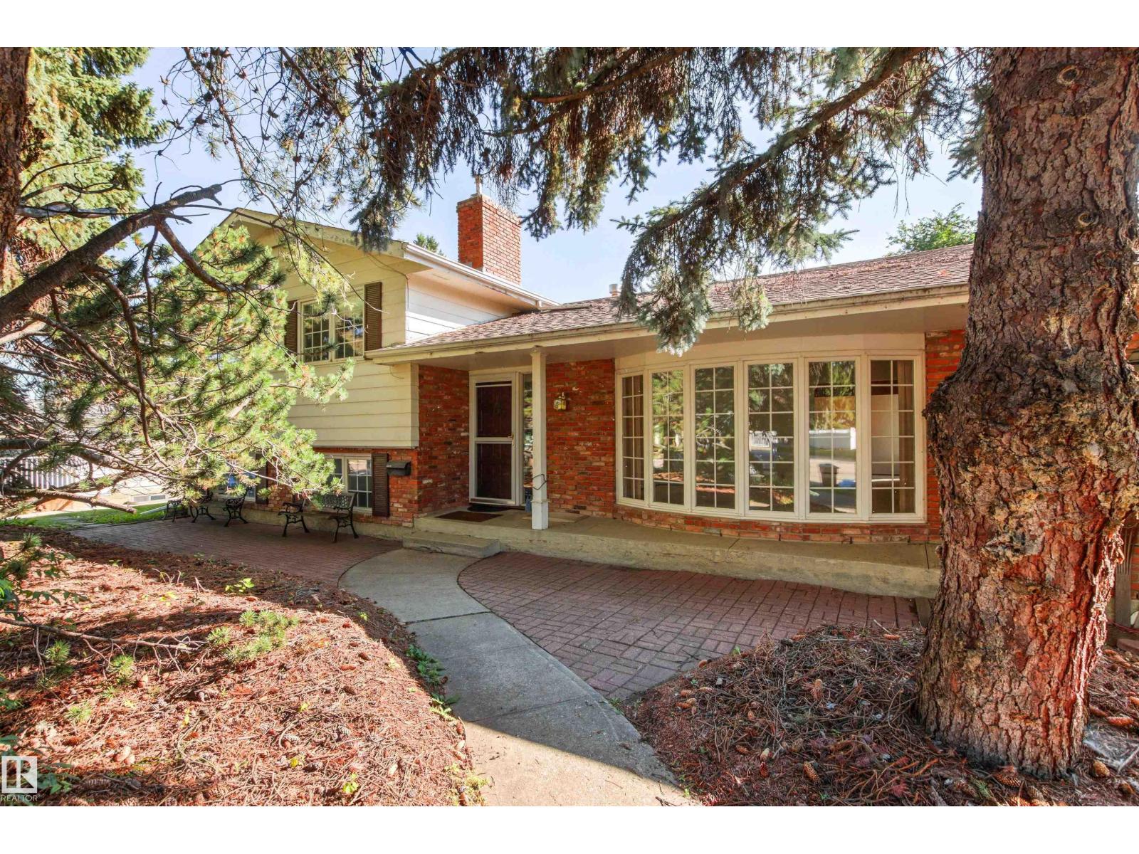 3 OATWAY ST, Broxton Park, Spruce Grove photo 1