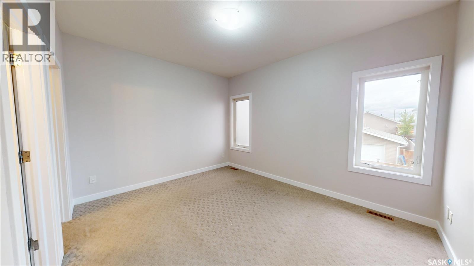 239 Bentley COURT - 12