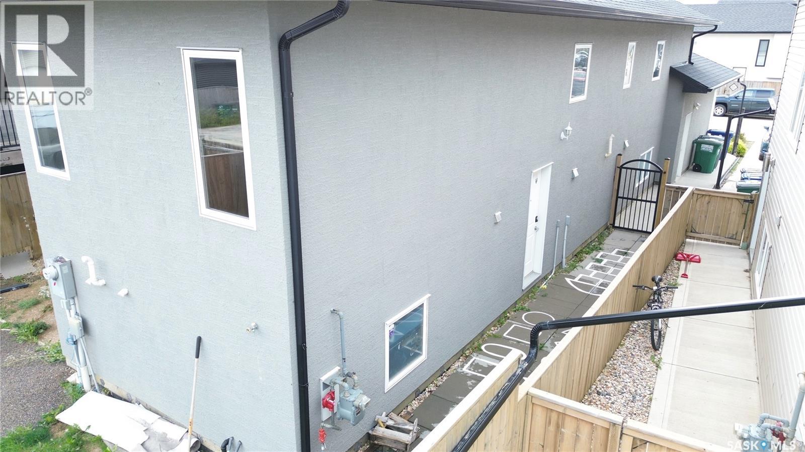 239 Bentley COURT - 39