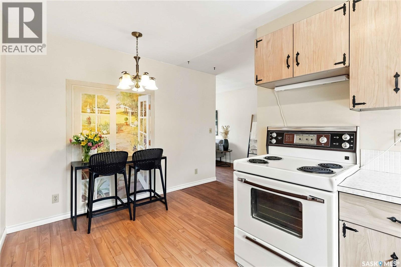 86 Brown CRESCENT - 9