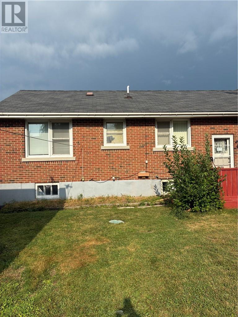 1256 PARISIEN, Greater Sudbury — photo 2
