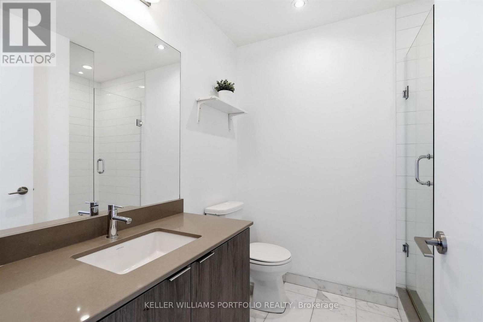 #1009 50 BRUYERES MEWS - Image 29
