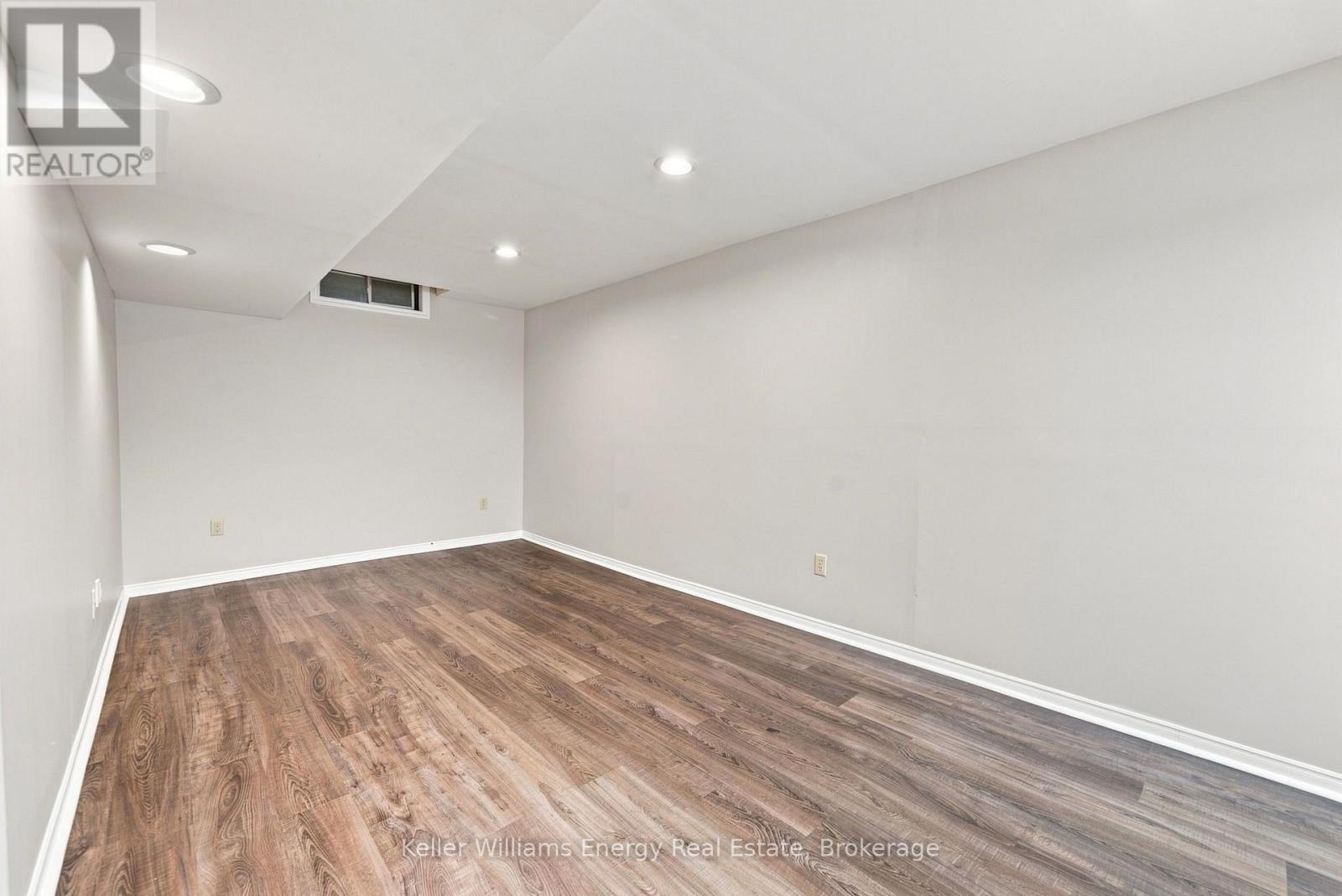 61 FERNBANK PLACE - Image 25