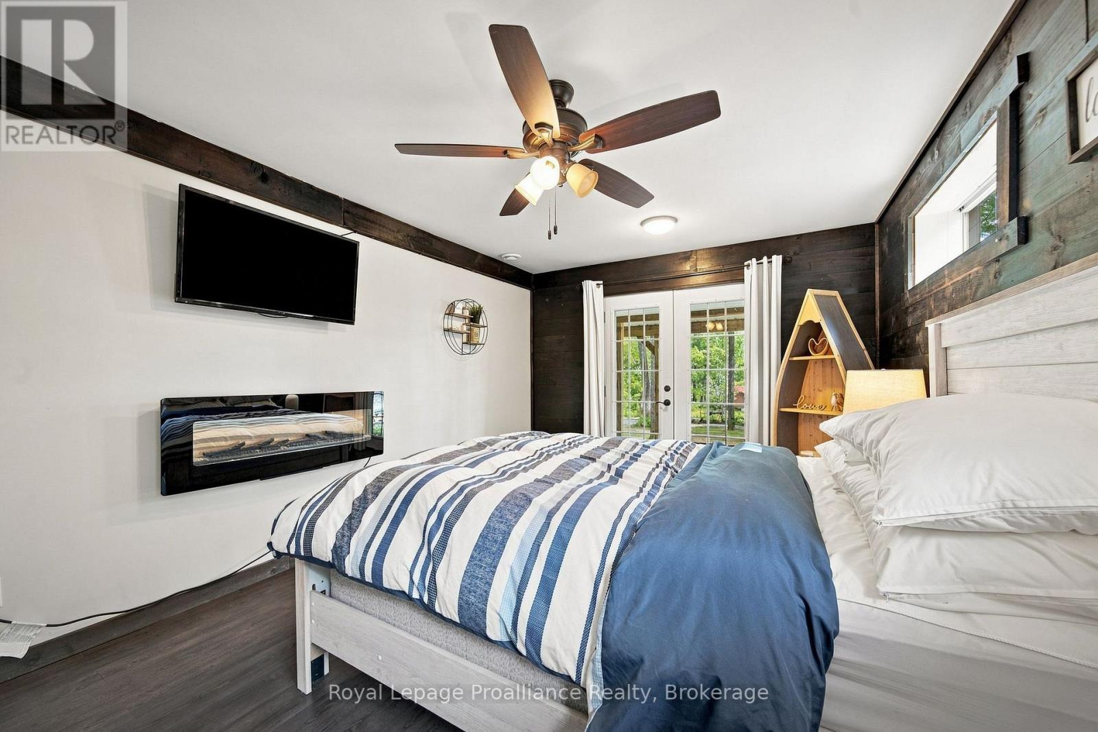 857 WEST KOSH ROAD - Image 19