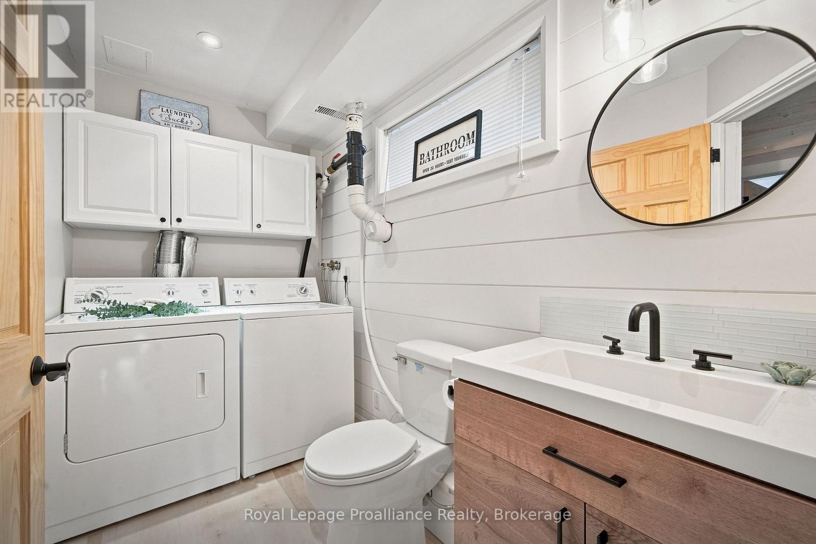 857 WEST KOSH ROAD - Image 21