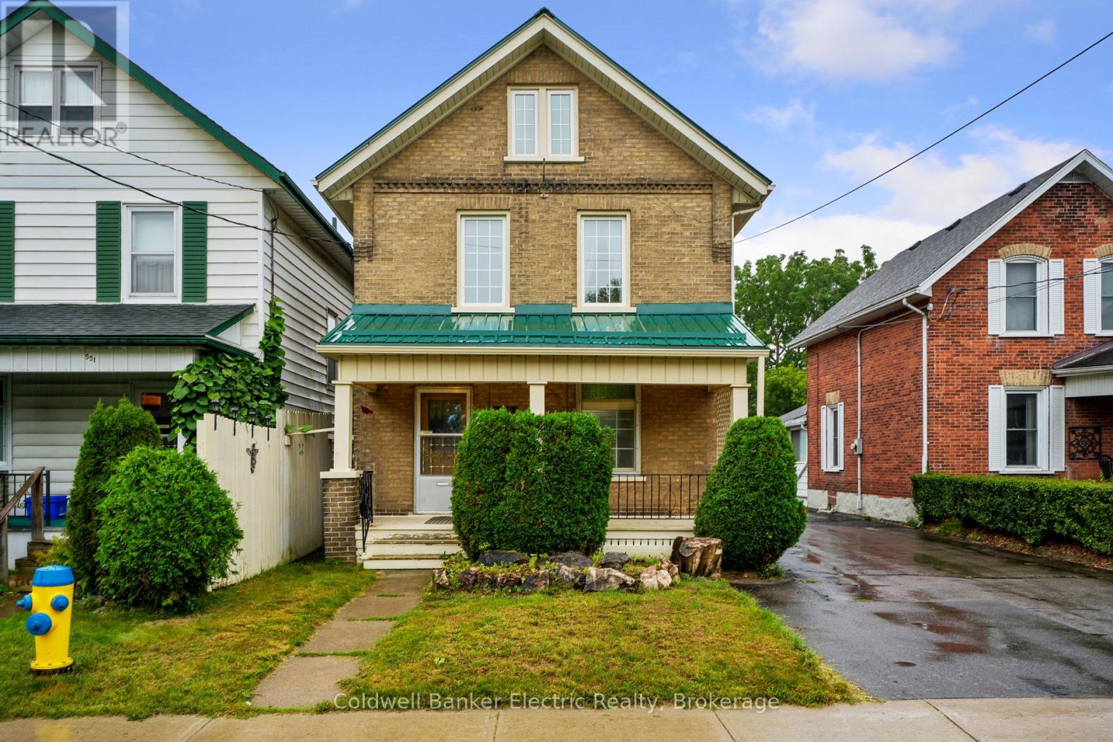 Property for sale at 553 CHAMBERLAIN STREET