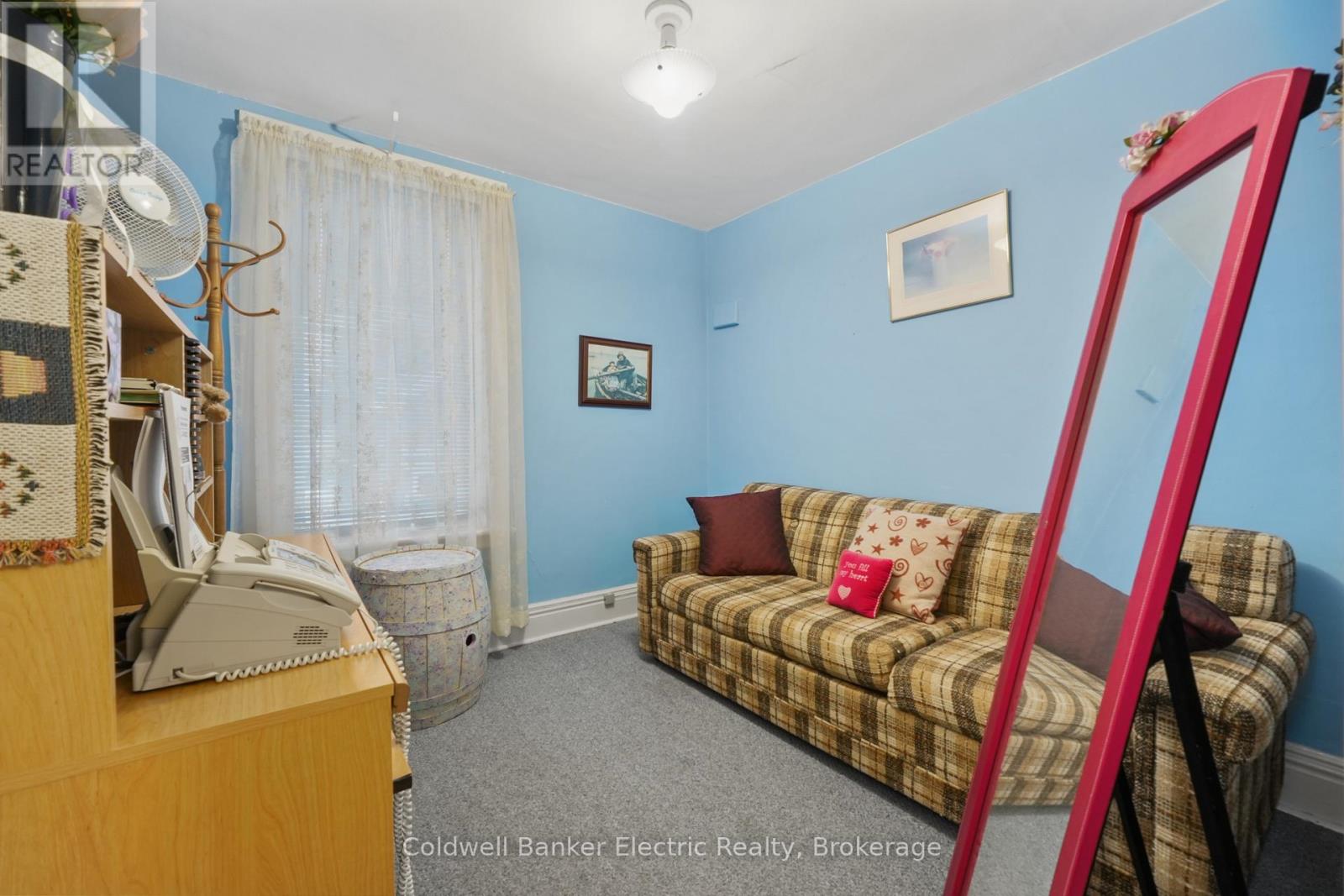 553 CHAMBERLAIN STREET - 18