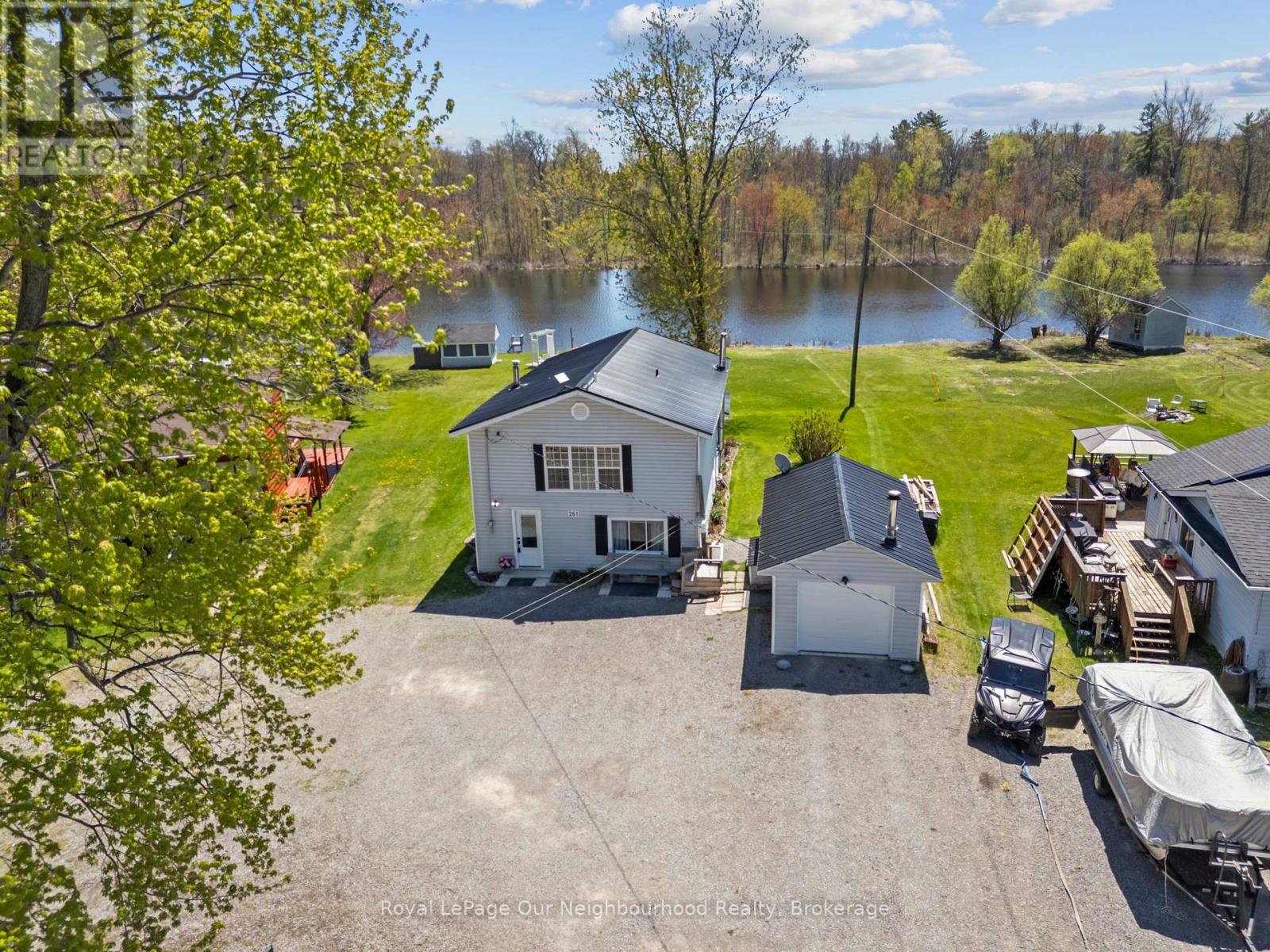 261 RIVER ROAD E - 32