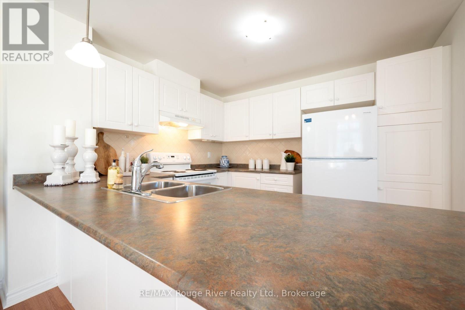 #216 145 THIRD STREET - 15