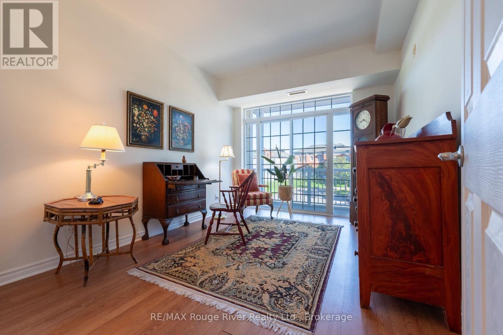 #216 145 THIRD STREET - 22