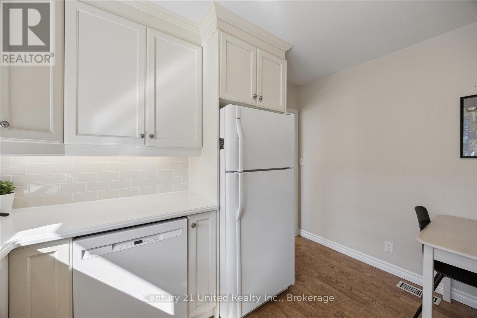 797 VALLEYVIEW DRIVE - Image 13