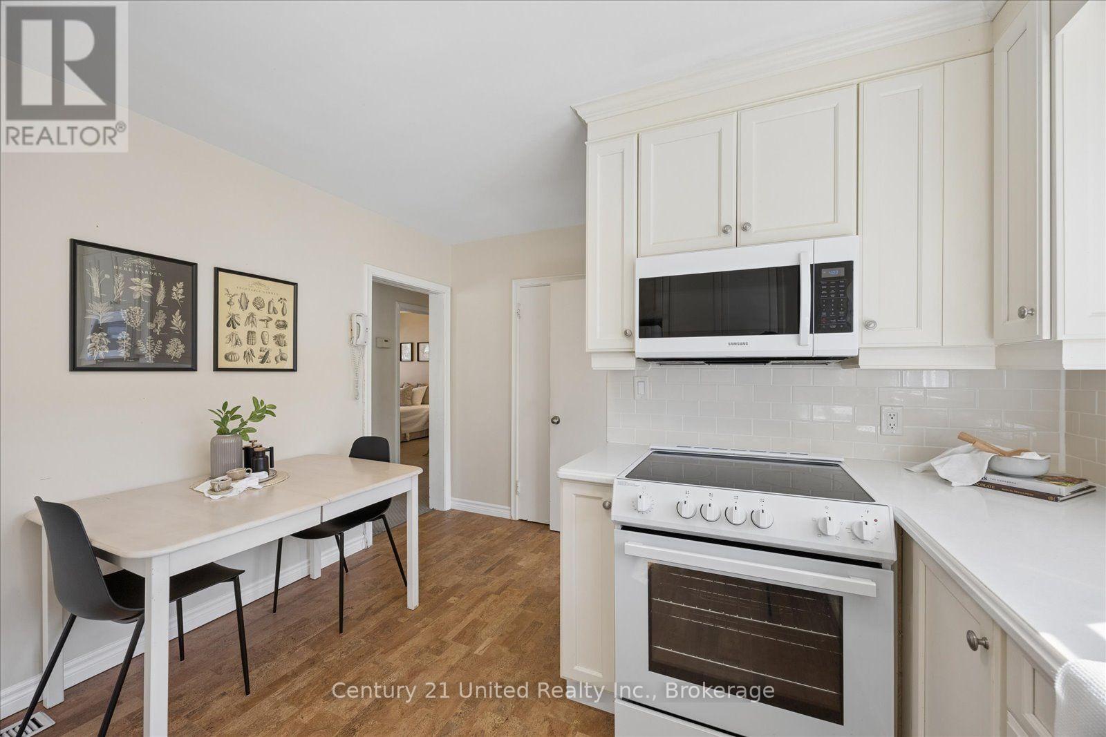 797 VALLEYVIEW DRIVE - Image 16