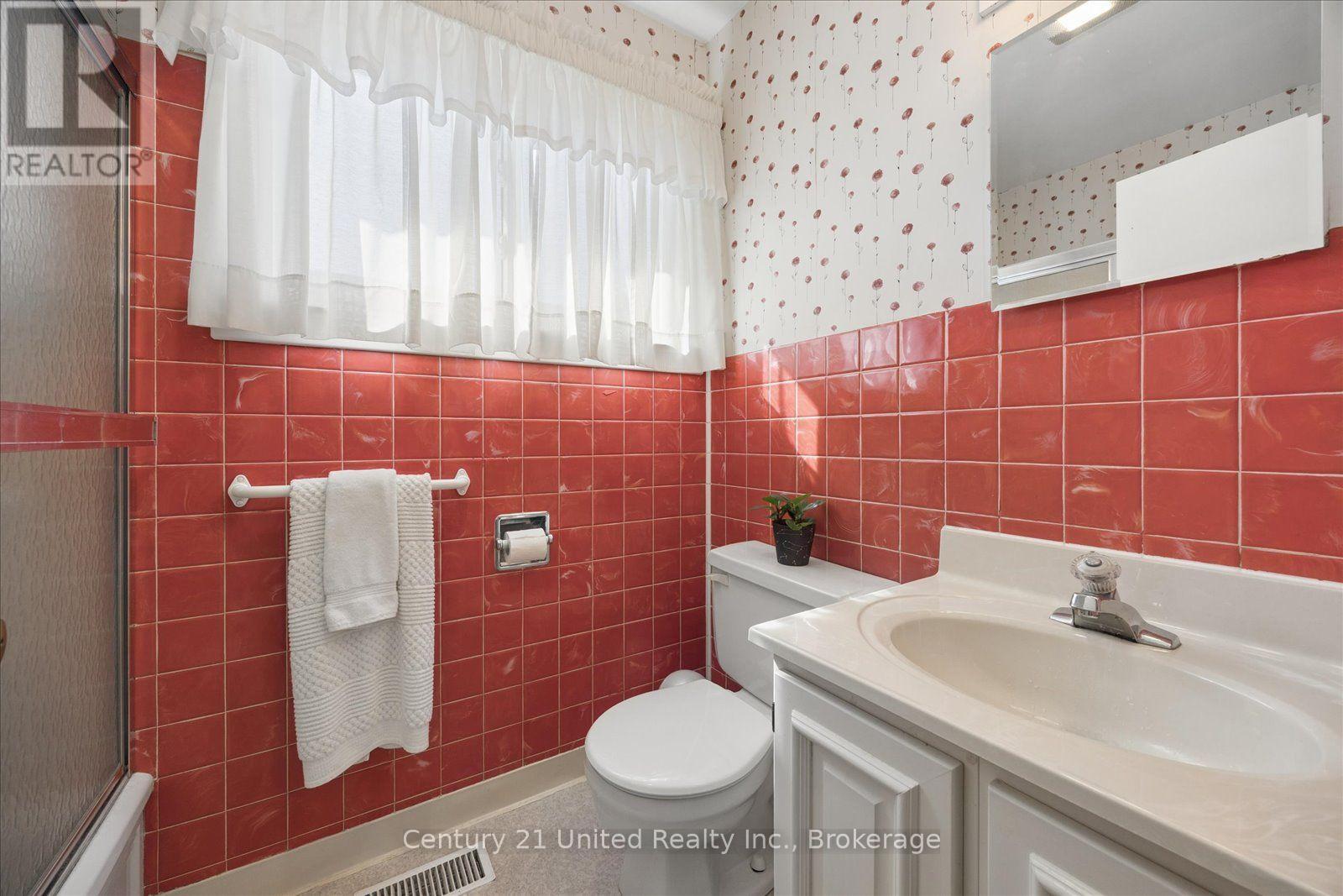 797 VALLEYVIEW DRIVE - Image 29