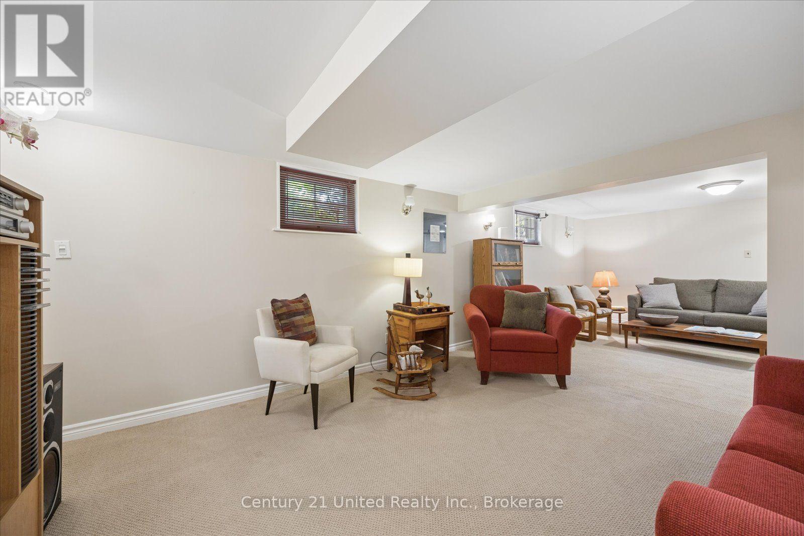 797 VALLEYVIEW DRIVE - Image 33