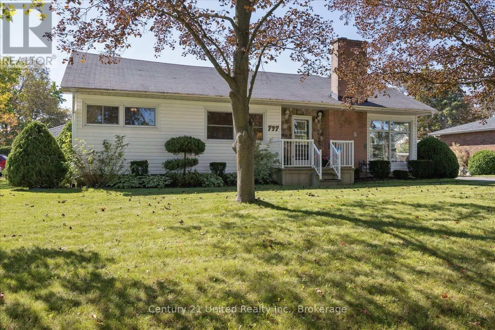 797 VALLEYVIEW DRIVE - 5