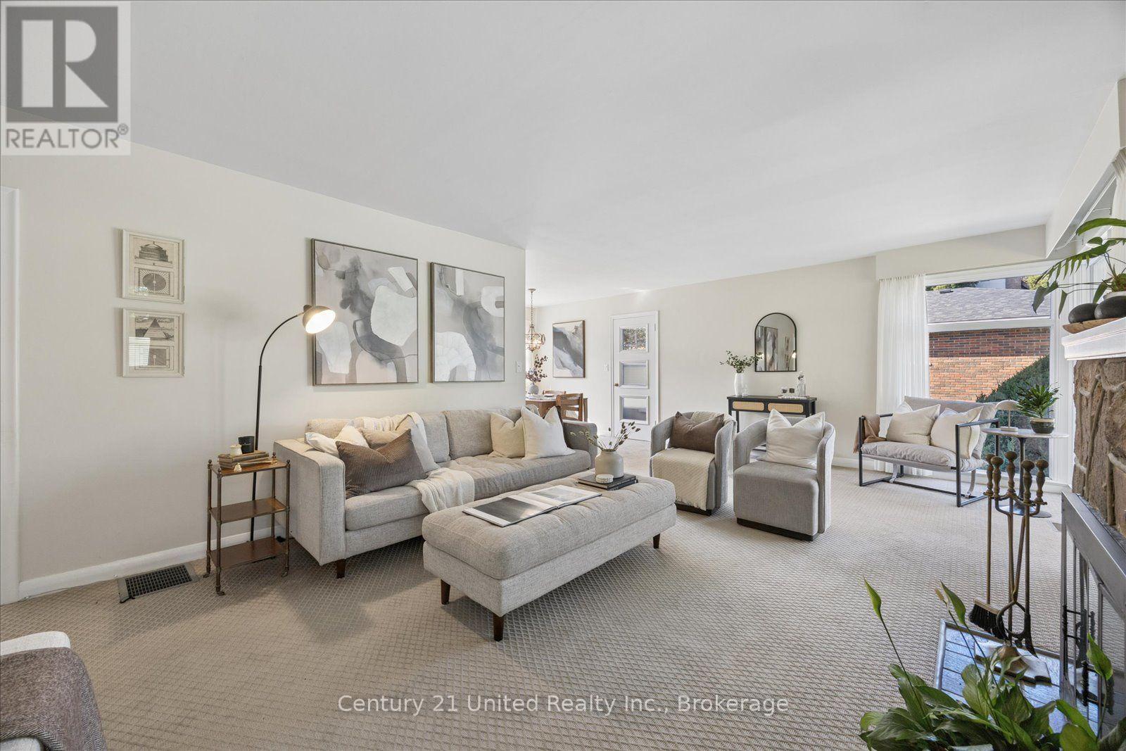 797 VALLEYVIEW DRIVE - 8