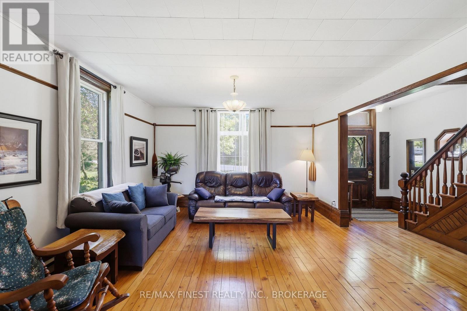 2904 CLOGGS ROAD - 6