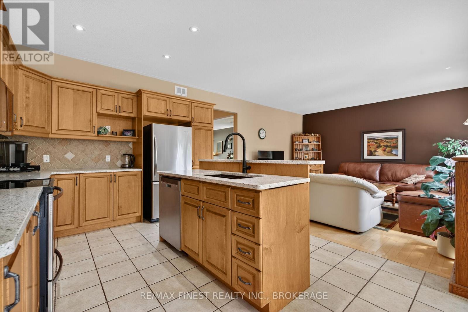 417 MCCALLUM STREET - Image 16