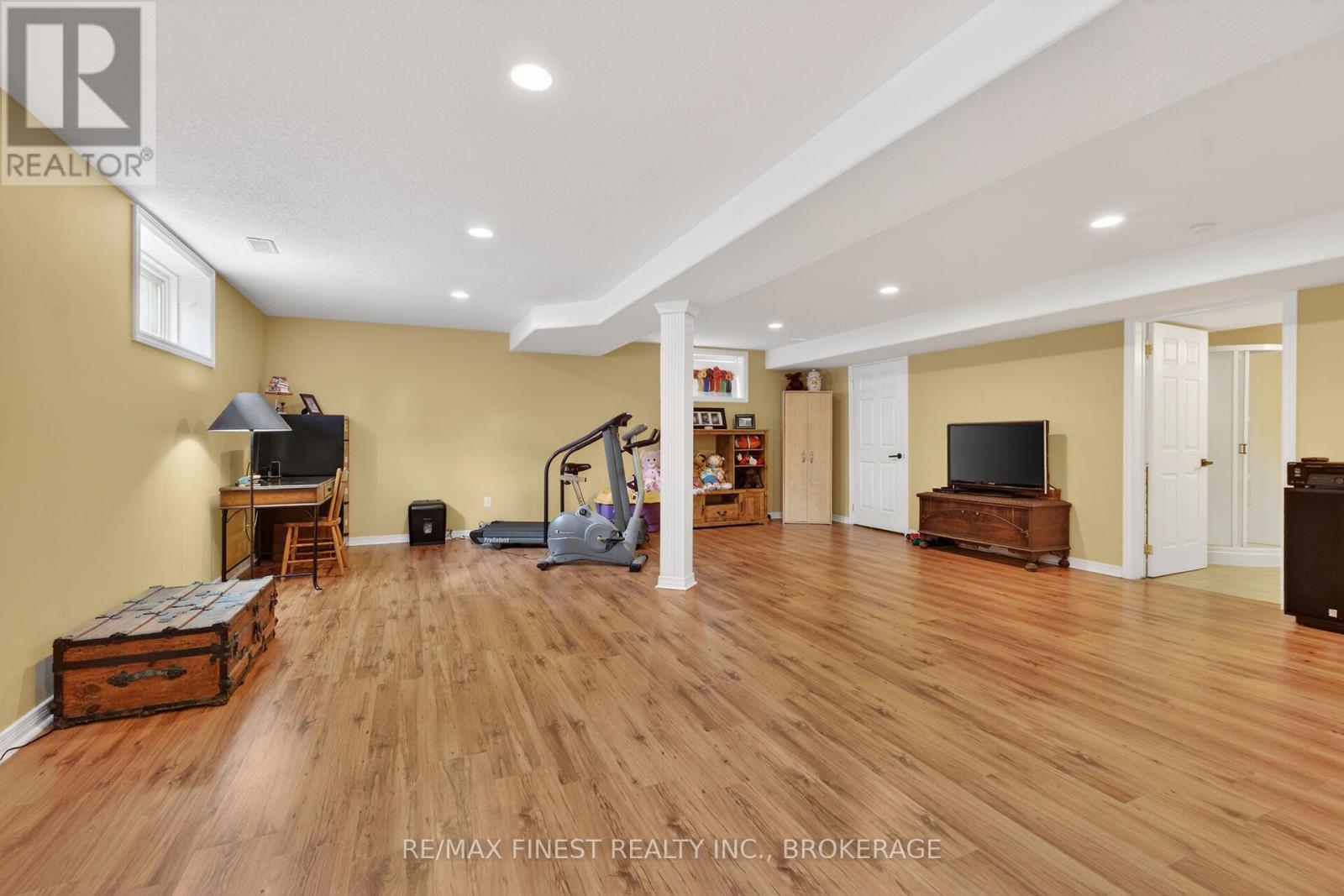 417 MCCALLUM STREET - Image 36