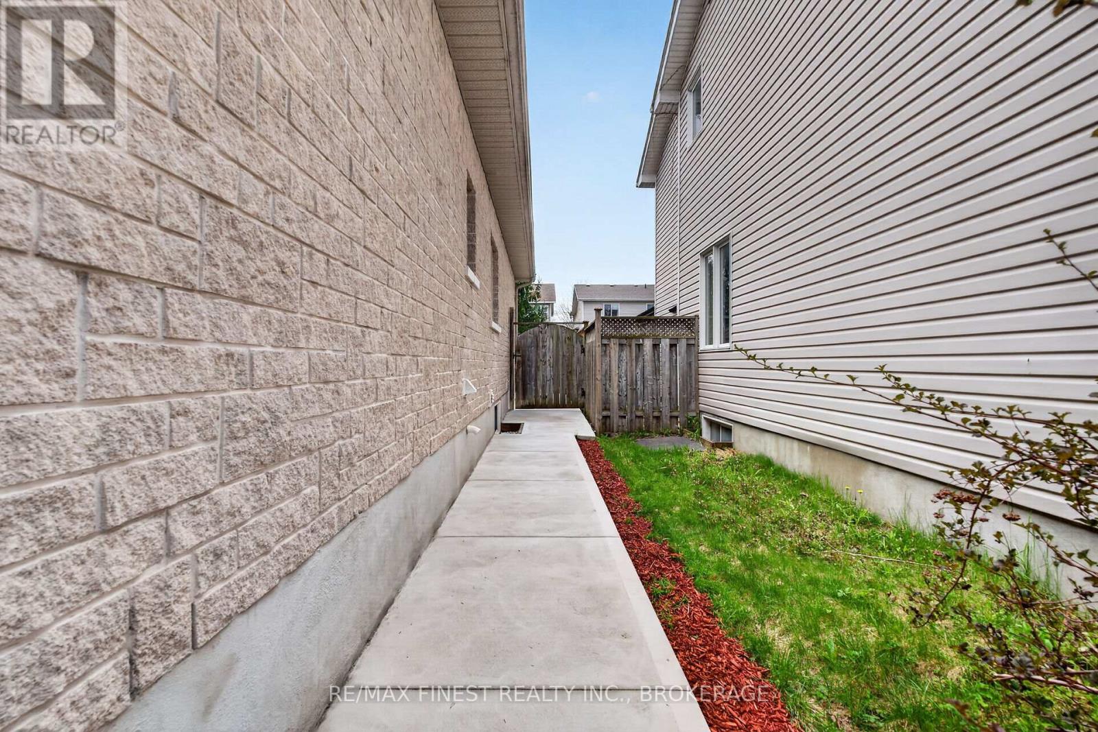 417 MCCALLUM STREET - Image 48