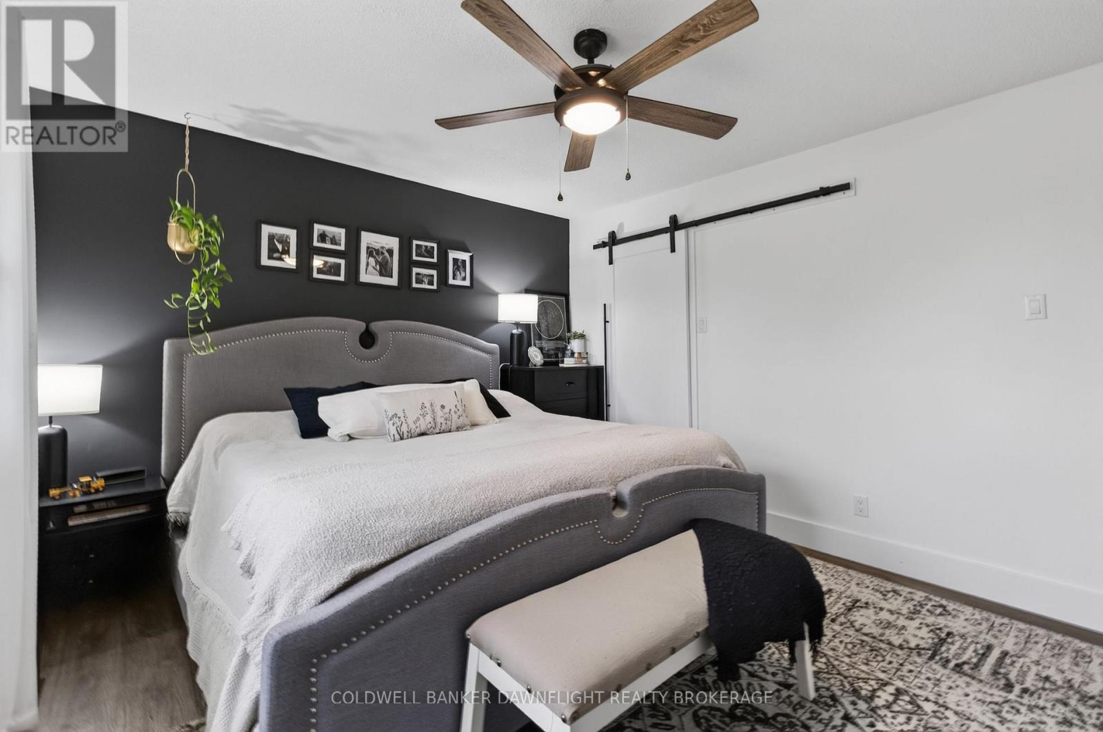 #46 46 ST CHARLES PLACE - 18