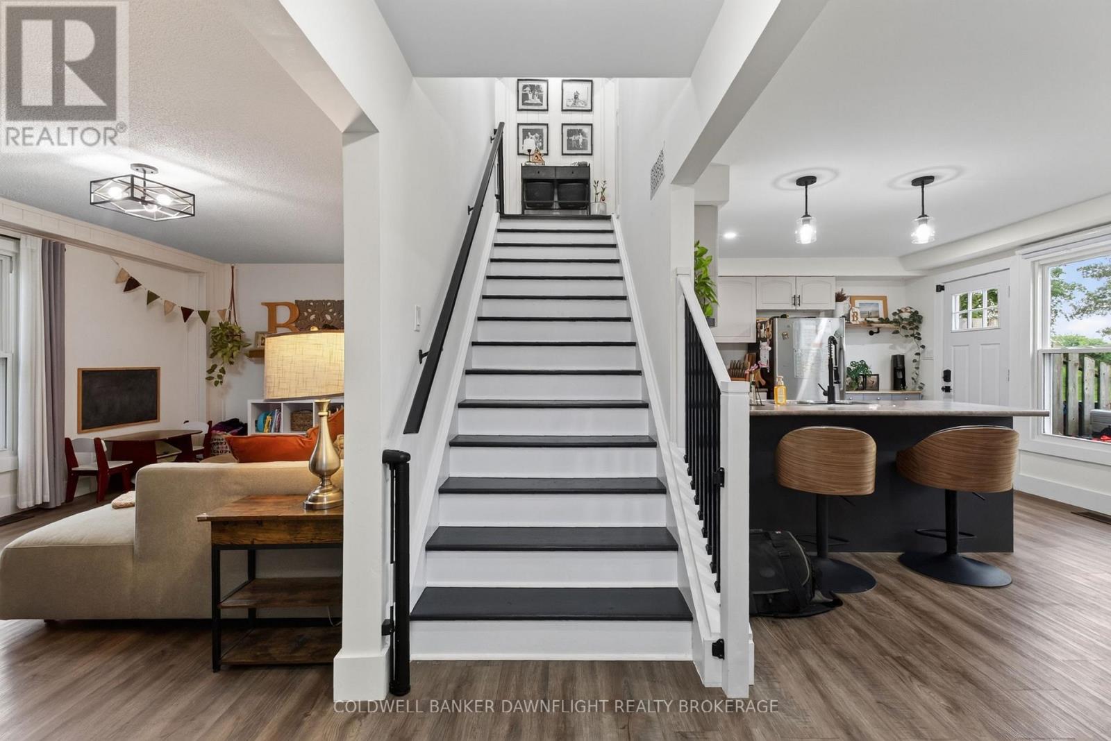 46 - 46 ST CHARLES PLACE, Huron East (Vanastra) — photo 5