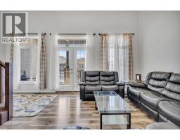 Primary Bedroom - 44 Cityside Rise Ne, Calgary, AB T3N1H7 Photo 14