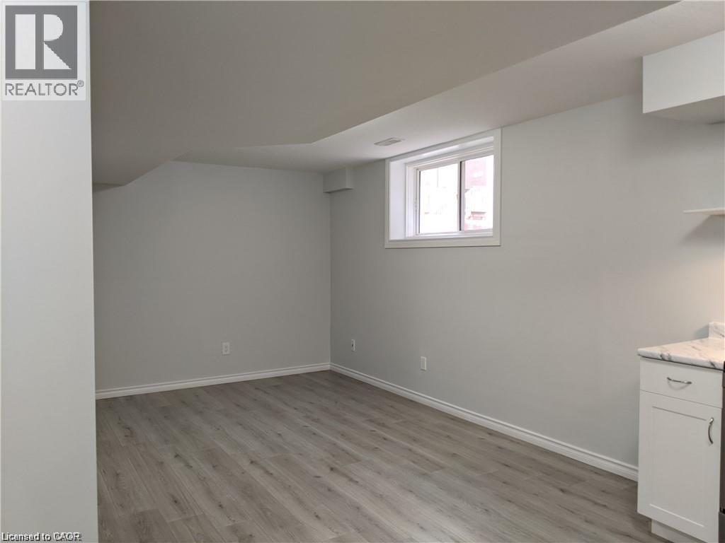 727 THOMAS SLEE Drive, Kitchener — photo 6