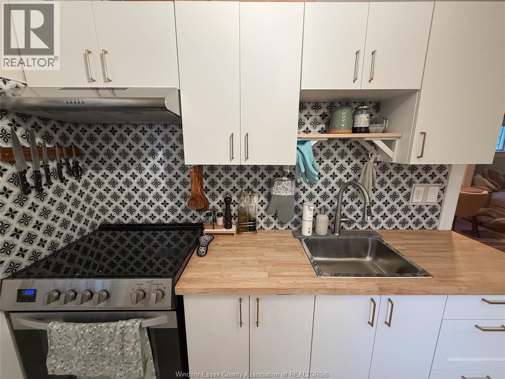 135 MAPLE AVENUE - 14