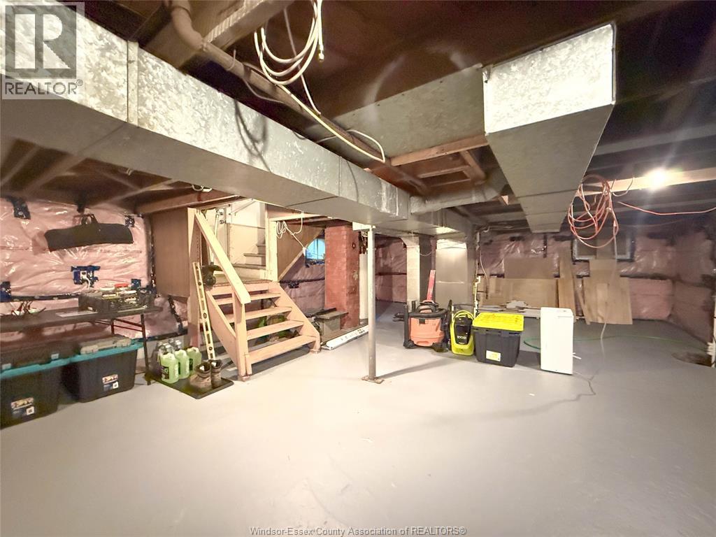 135 MAPLE AVENUE - Image 34