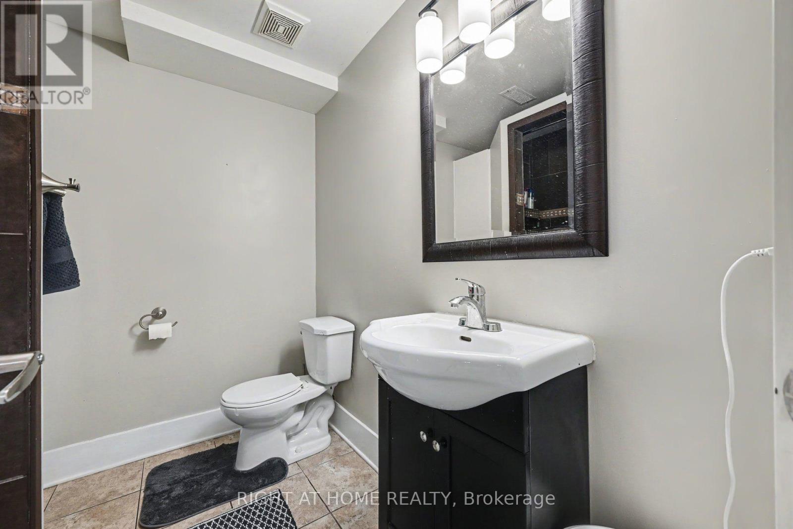 4 Bed, 2 Bath House for Sale in Ottawa – 1588 SCOTTANNE STREET, Ottawa – MLS# X13764938 - Image 21
