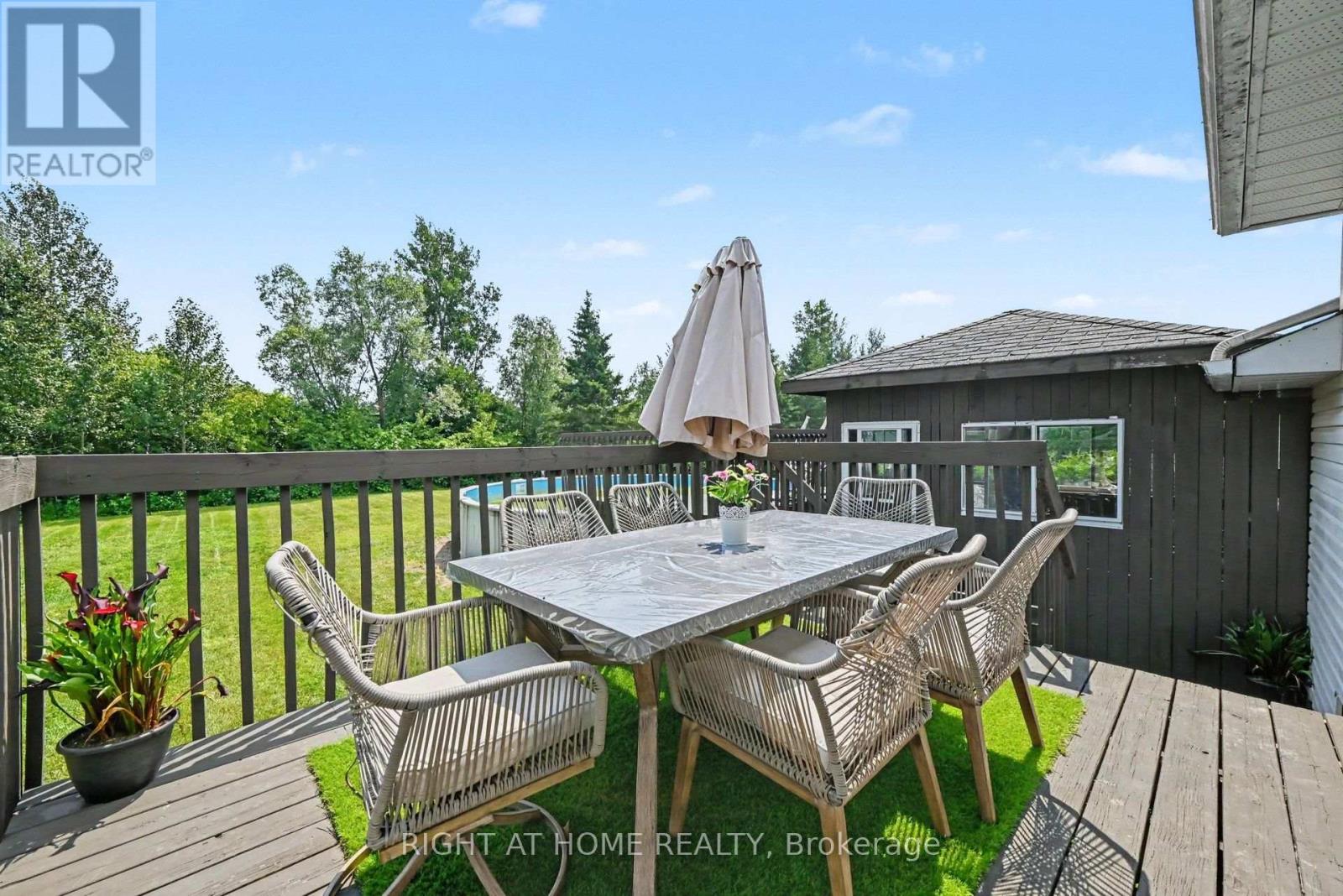 4 Bed, 2 Bath House for Sale in Ottawa – 1588 SCOTTANNE STREET, Ottawa – MLS# X13764938 - Image 27