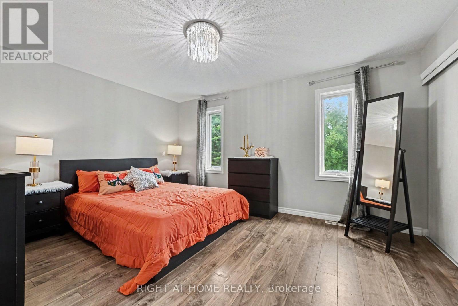 4 Bed, 2 Bath House for Sale in Ottawa – 1588 SCOTTANNE STREET, Ottawa – MLS# X13764938 - Image 8