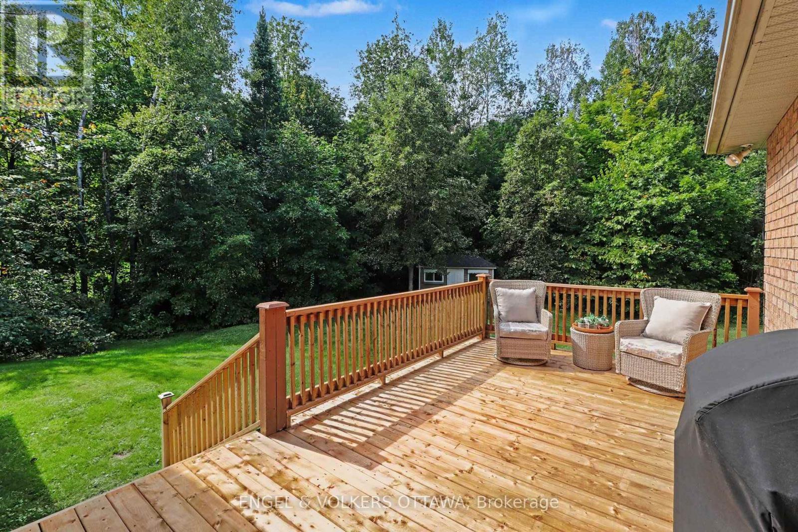 3 Bed, 3 Bath House for Sale in Ottawa – 6235 DEERMEADOW DRIVE, Ottawa – MLS# X13764944 - Image 28