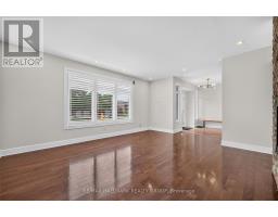 1559 Queensdale Avenue, Ottawa, ON K1T1J3 Photo 13