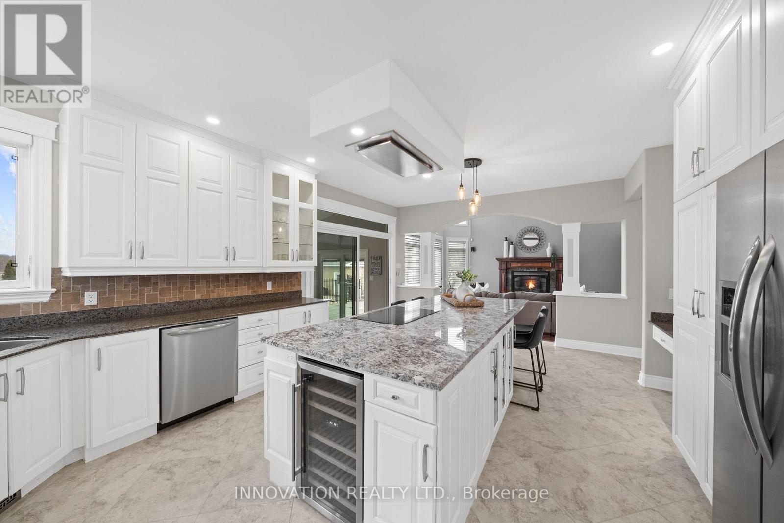 4 Bed, 4 Bath House for Sale in Ottawa – 6635 OLD FOREST DRIVE, Ottawa – MLS# X13765250 - Image 11