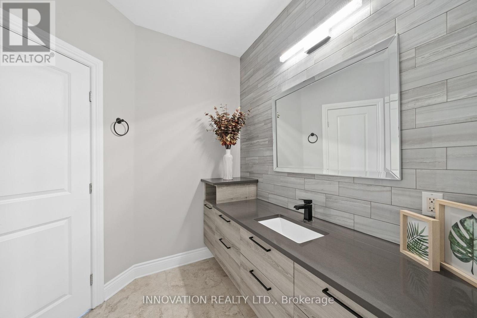 4 Bed, 4 Bath House for Sale in Ottawa – 6635 OLD FOREST DRIVE, Ottawa – MLS# X13765250 - Image 17