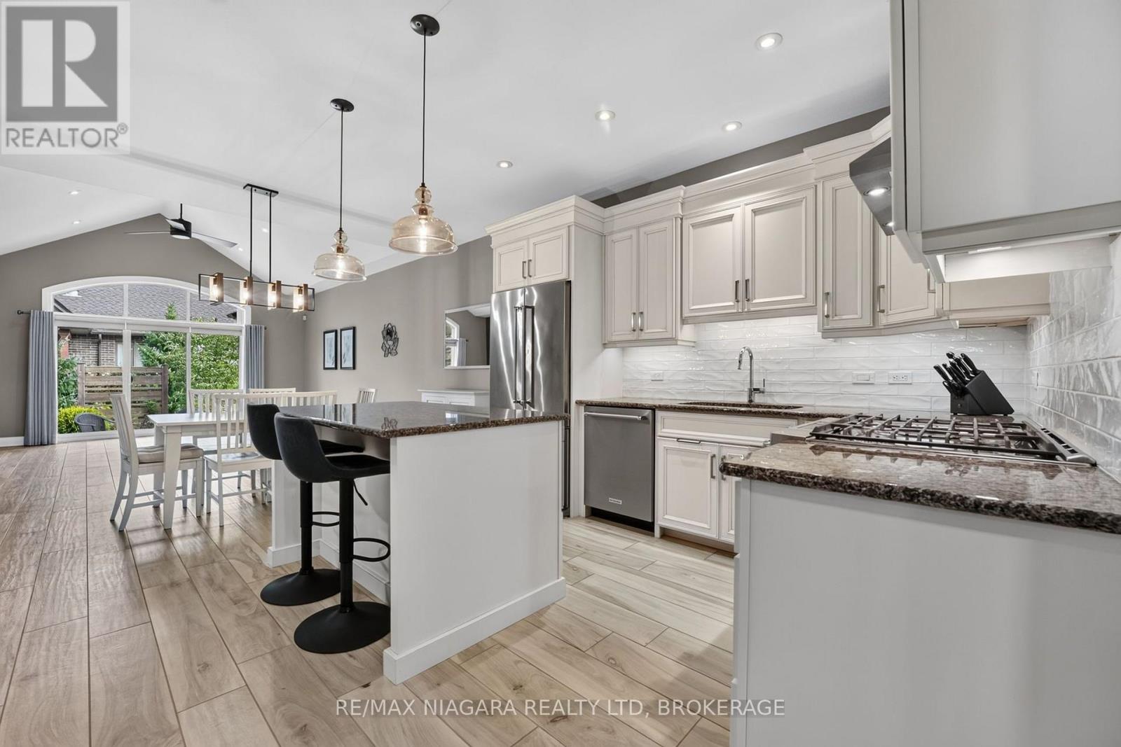 84 GANTON TRAIL - 10