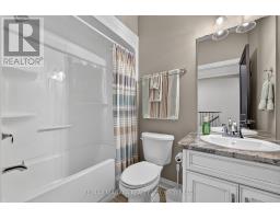 84 Ganton Trail, Welland, ON L3B0C9 Photo 8