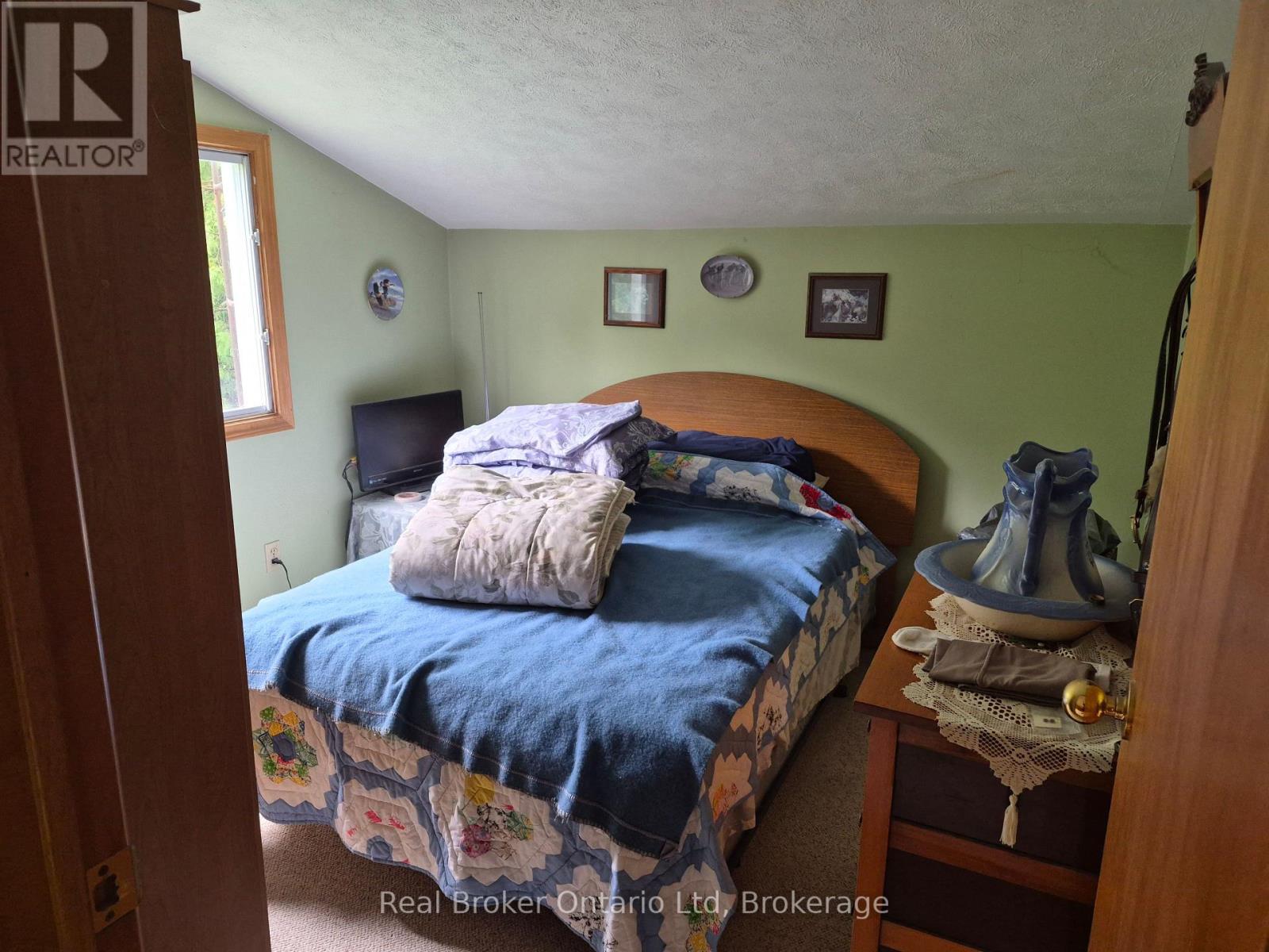 775522 HIGHWAY 10 HIGHWAY S - 14