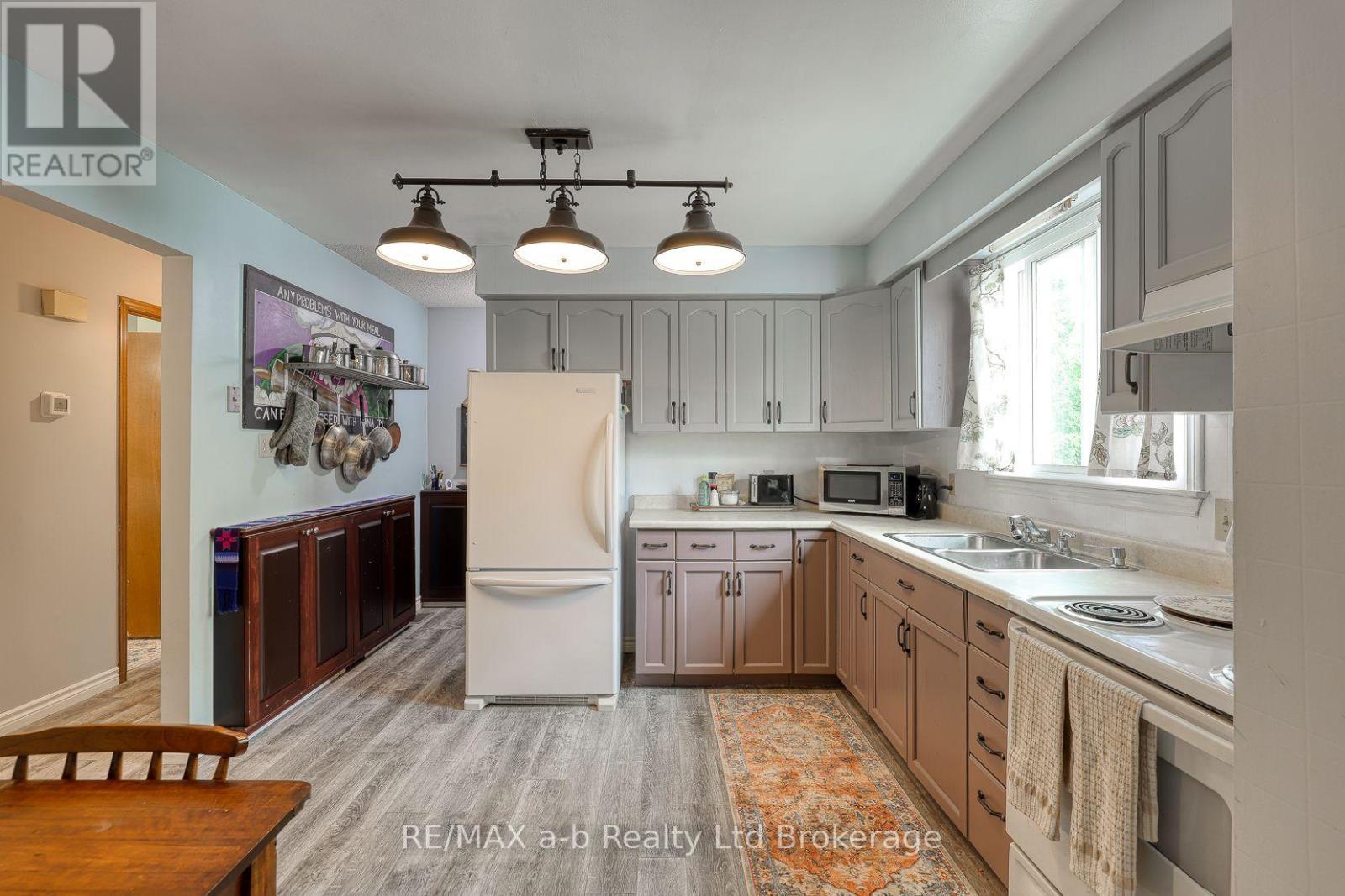 159 CARNEGIE STREET - Image 22