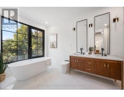 480 Scarsdale Crescent, Oakville, ON L6L3W7 Photo 24