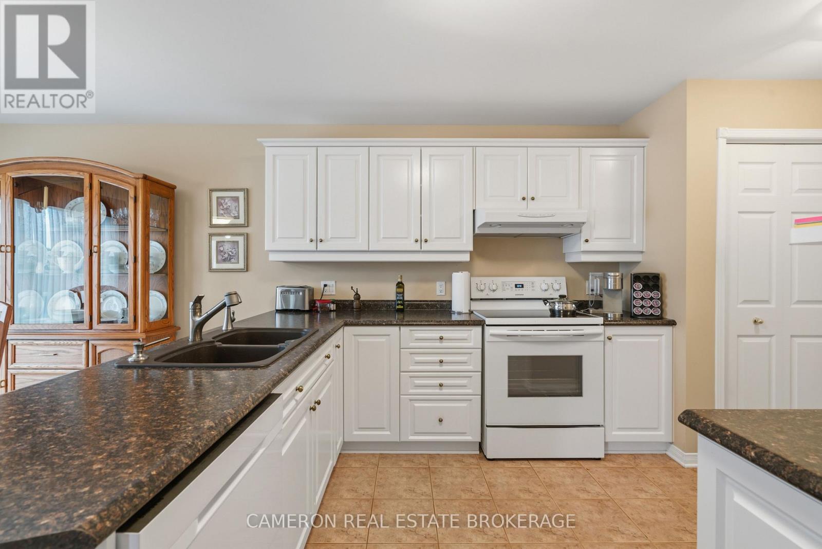 2061 CONCORDE AVENUE - 11