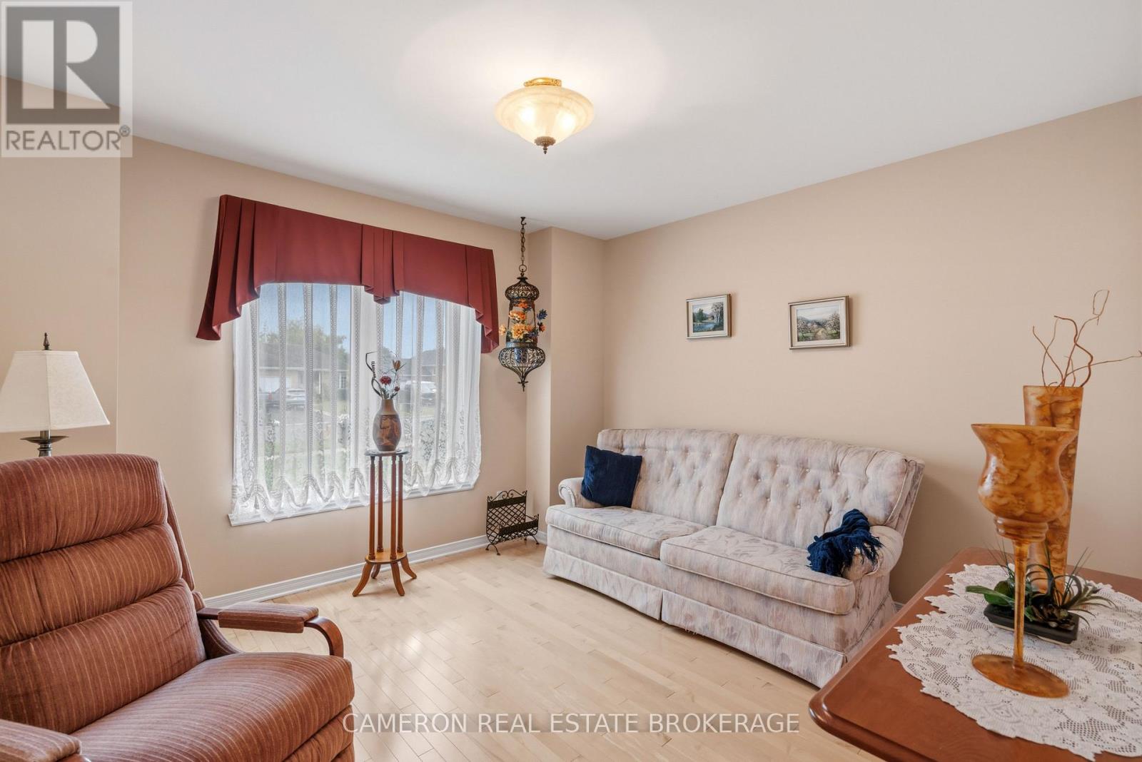 2061 CONCORDE AVENUE - 15
