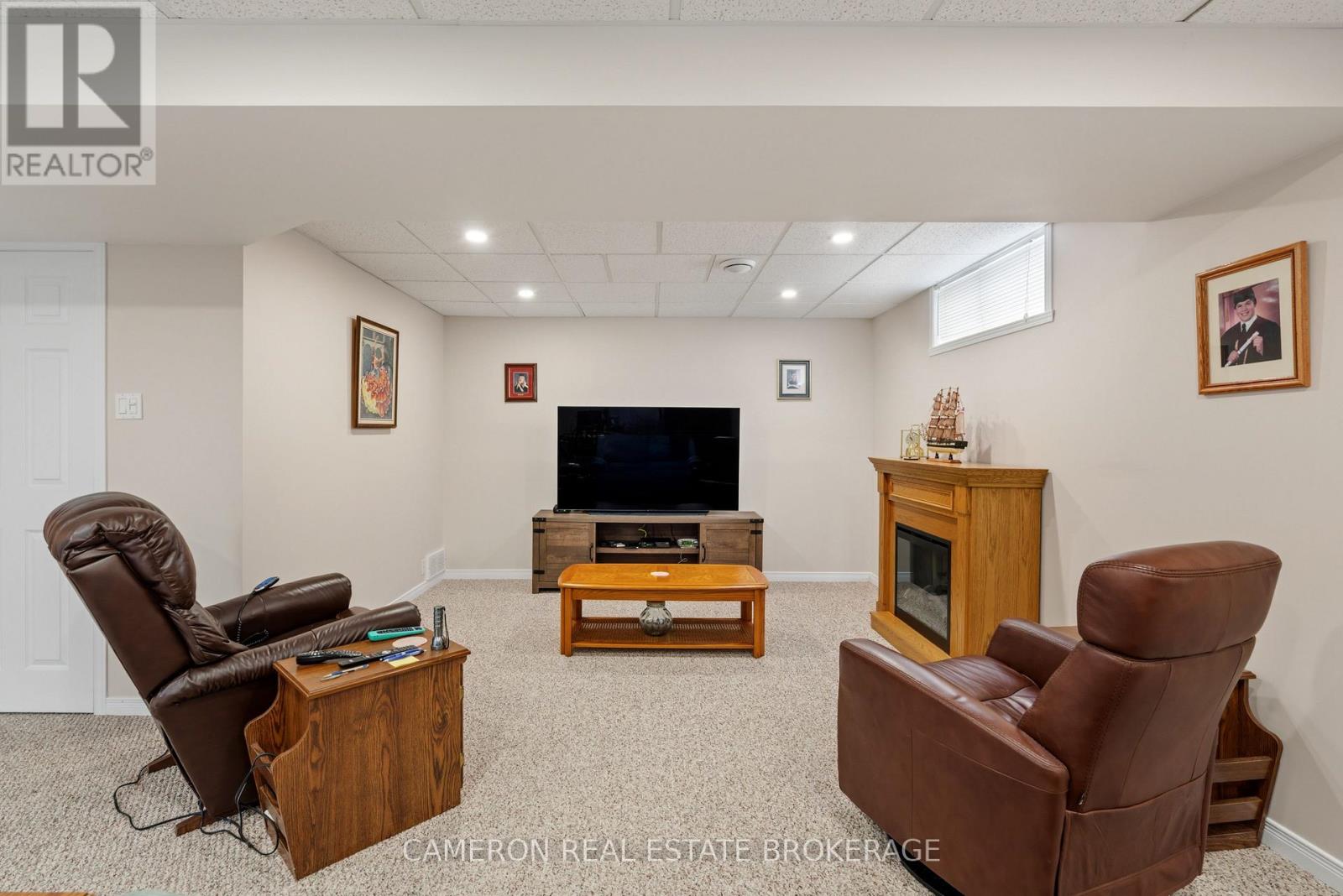 2061 CONCORDE AVENUE - 19